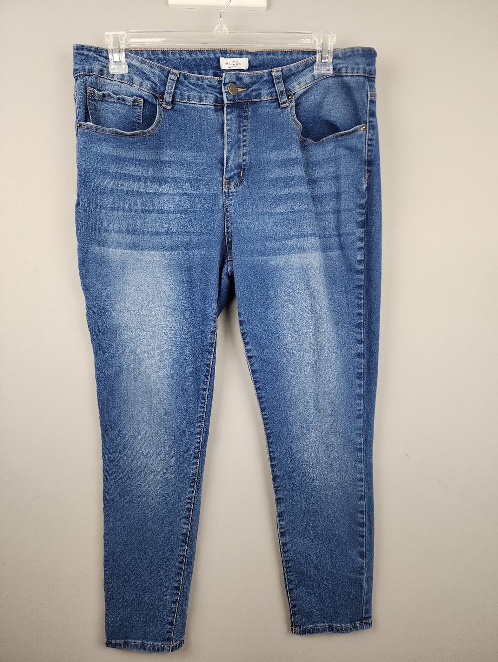 Bleu High-Rise SkinnyJeans - Medium Blue Wash Sz 18W